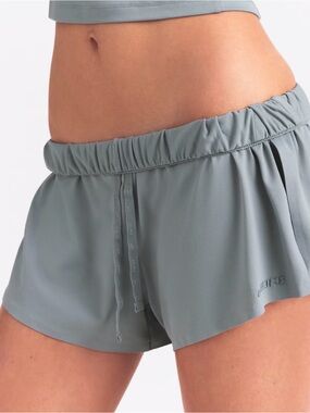 NikeSKIMS Airy XXS
Women's Mini Shorts